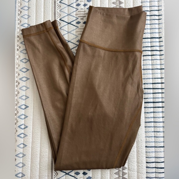 Lululemon Wunder Under High-Rise Tight *Foil 28" in Matte Copper Foil - Picture 5 of 8